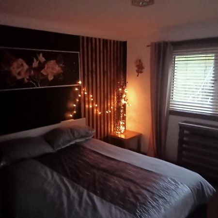 Family Friendly Apartment Fort William Bagian luar foto