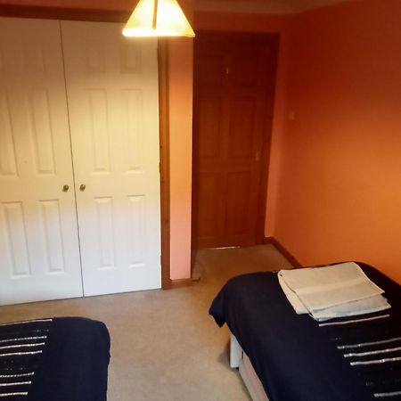 Family Friendly Apartment Fort William Bagian luar foto
